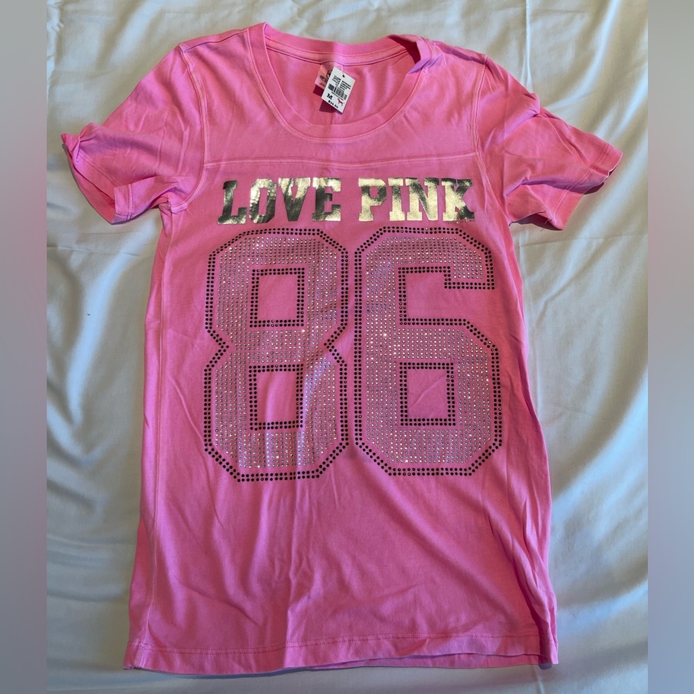 PINK Shirt 
Pink
Size Medium
BNWT